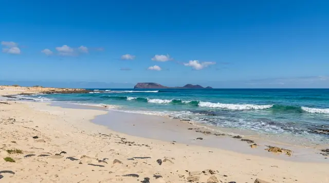 Playa Lambra / Ámbar — La Graciosa